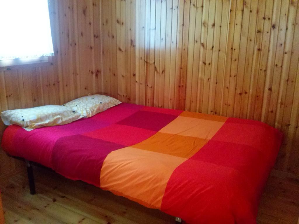 Camping Cobijo 比努埃萨 客房 照片